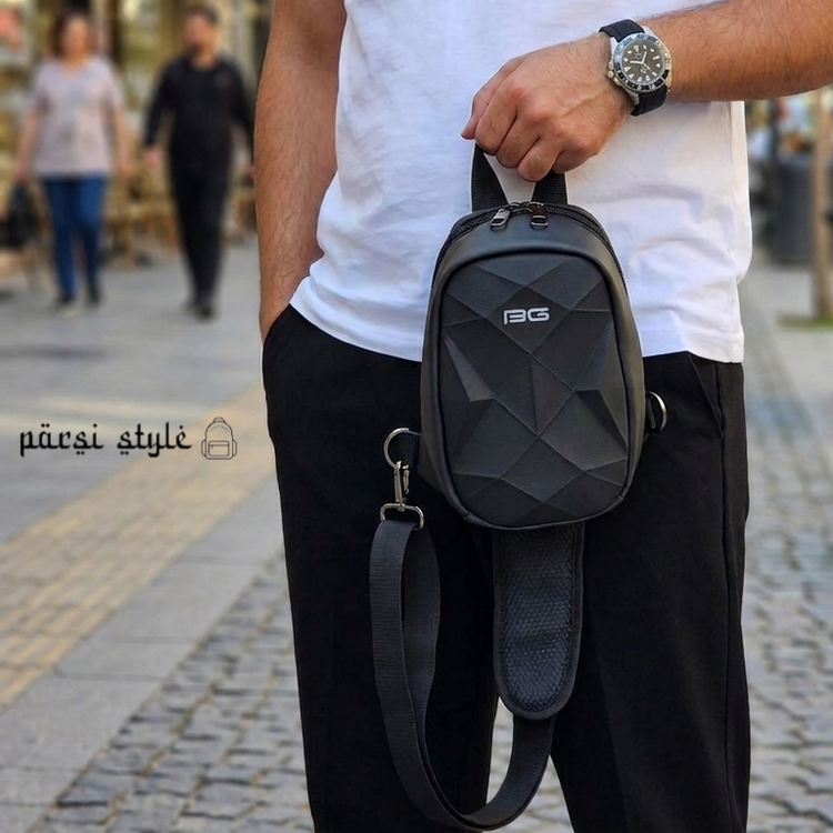 بادی بگ مردانه هاردکیس کوچک بنج (BANGE)